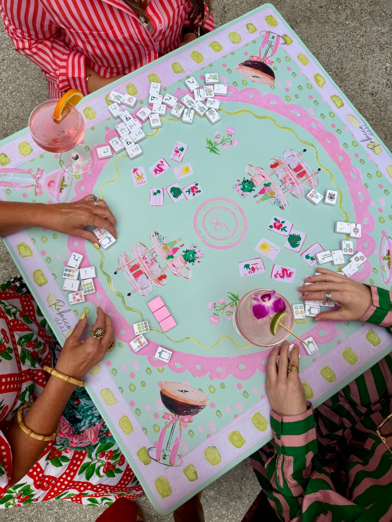 GIRLY BAR CART-MAHJONG MAT